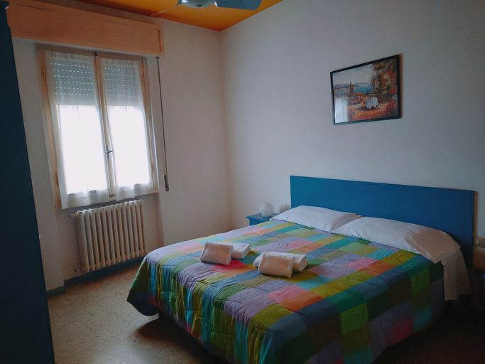 Bedroom 5, Hotel Etrusco, Florence