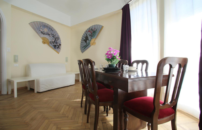 Others 2, 53 Solaro Apartments, Imperia