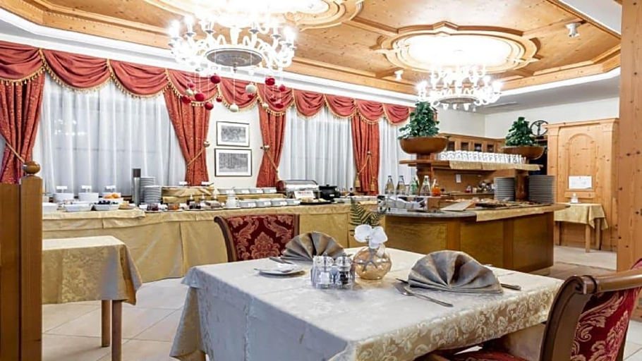 Food & Drinks 4, Goldener Adler, Bolzano