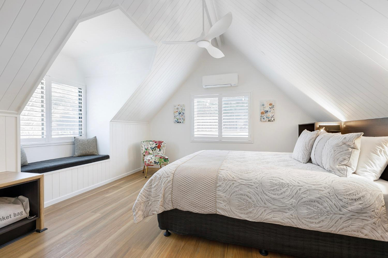 Bedroom 12
