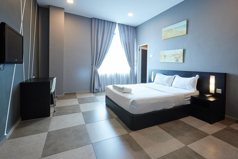 Bedroom 9