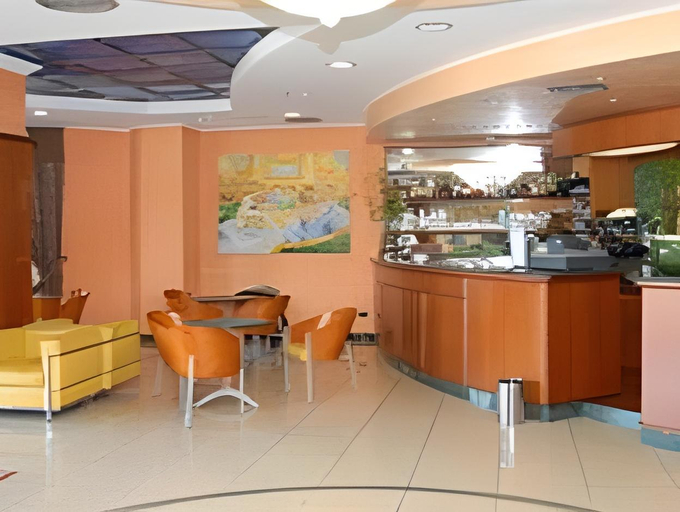 Food & Drinks 5, Point Hotel, Padua