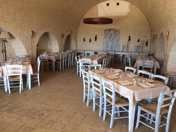 Others 5, Masseria Colombo, Taranto
