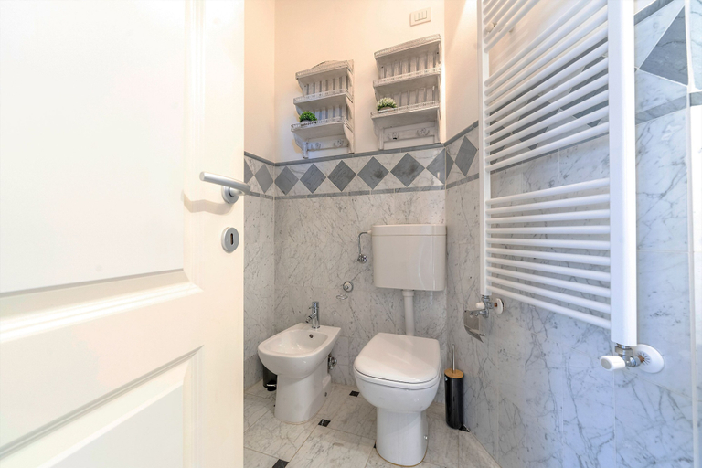 Bathroom 3, Genteel Home Scarlatti, Florence
