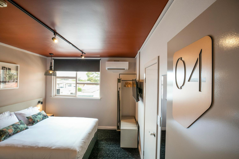 Bedroom 14