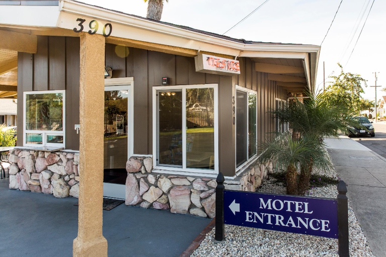Exterior & Views 2, Ocean Palms Motel, San Luis Obispo