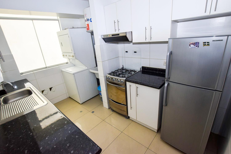Kitchen 5, Miraflores Apartments 110 Alcanfores Street by Private Host, Lima