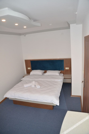 Bedroom 3, Tevetoglu Hotel, Tuzla