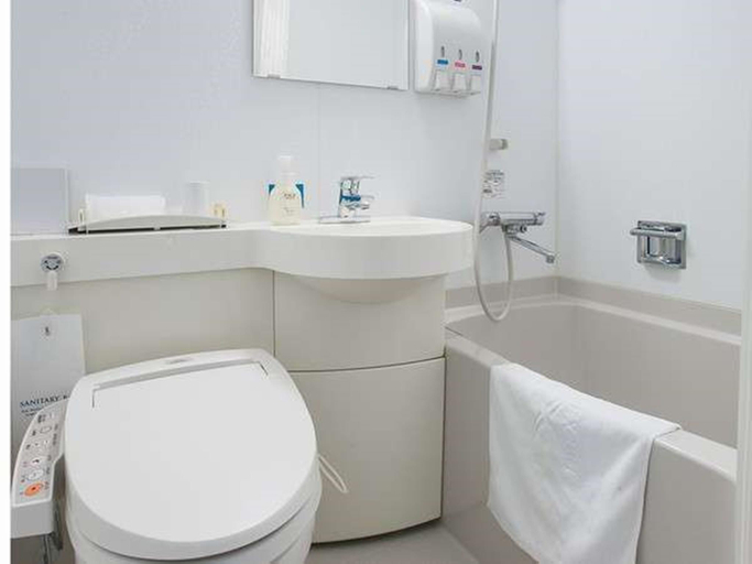 Bathroom 5, Keikyu Ex Inn Kamata, Ōta