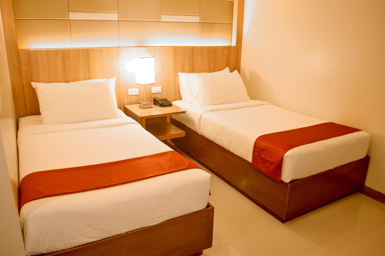 Bedroom 3, Hotel Veniz - Session, Baguio City