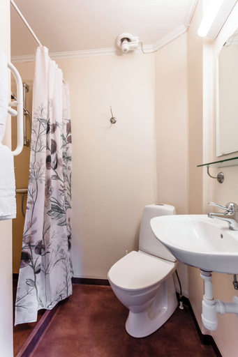 Bathroom 4, Hotel Ranten, Falköping