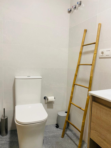 Bathroom 2, Noreas Centro Lucus Augusti, Lugo