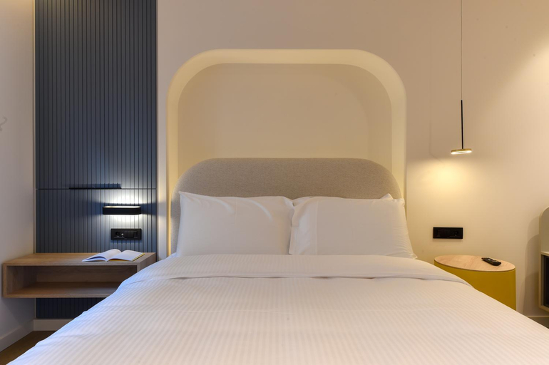 3, Zalo Urban Living Spaces, Epirus