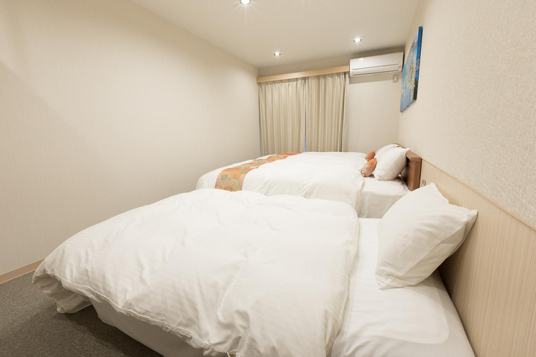 Bedroom 16