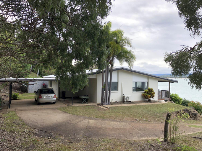 Others 2, Coral Sea Allure - Your Home Away From Home, Cook
