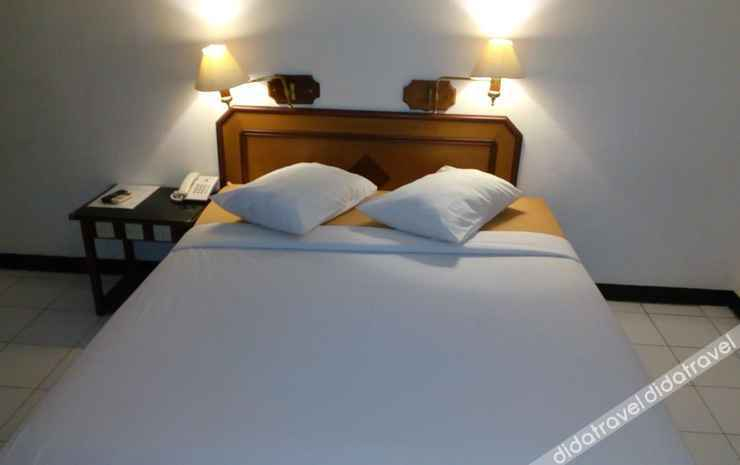 Bedroom 2, Urbanview Hotel Bahtera Tarakan by RedDoorz, Tarakan