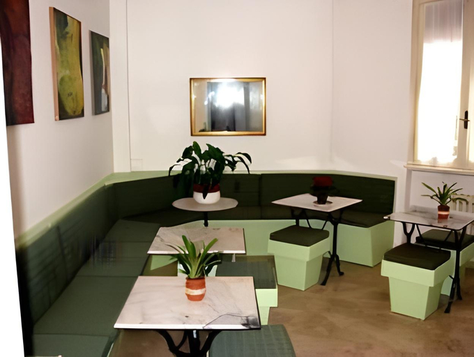 Others 2, Albergo Cinzia, Florence