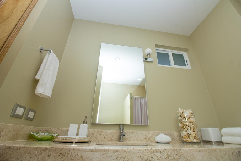 Bathroom 3, Hotel Huatulco Maxico, Dist. Pochutla