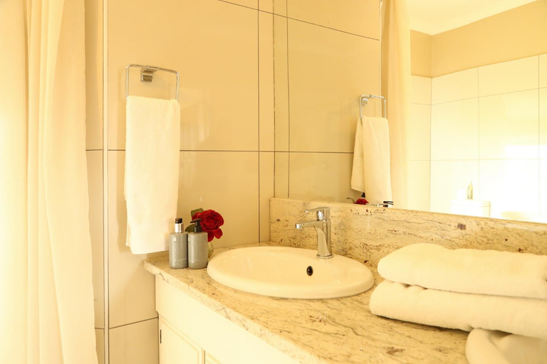 Bathroom 4, The Lighthouse Guesthouse, Pixley ka Seme