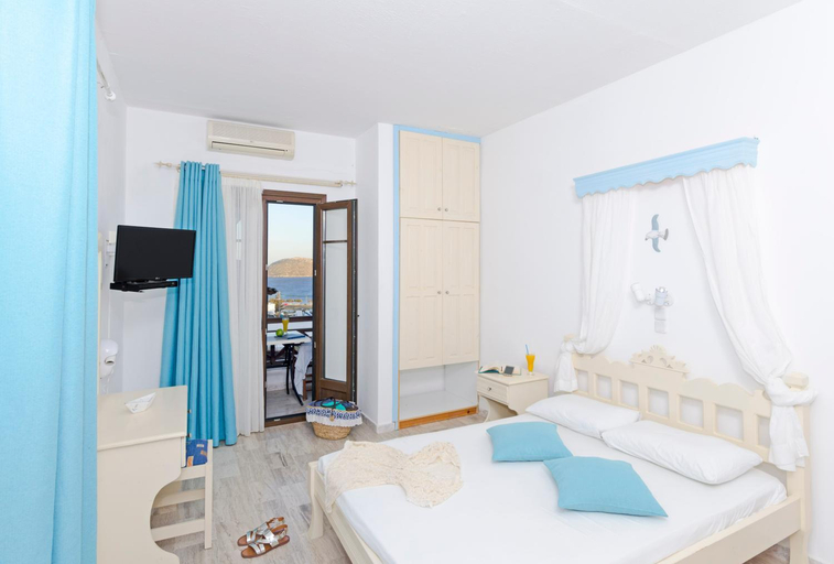 Bedroom 3, Hotel Castillio, South Aegean