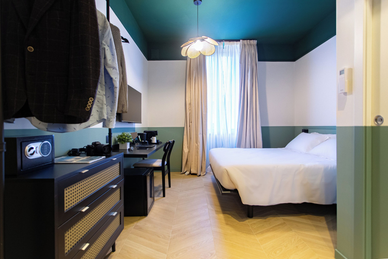 Bedroom 3, Saint Suites, Roma