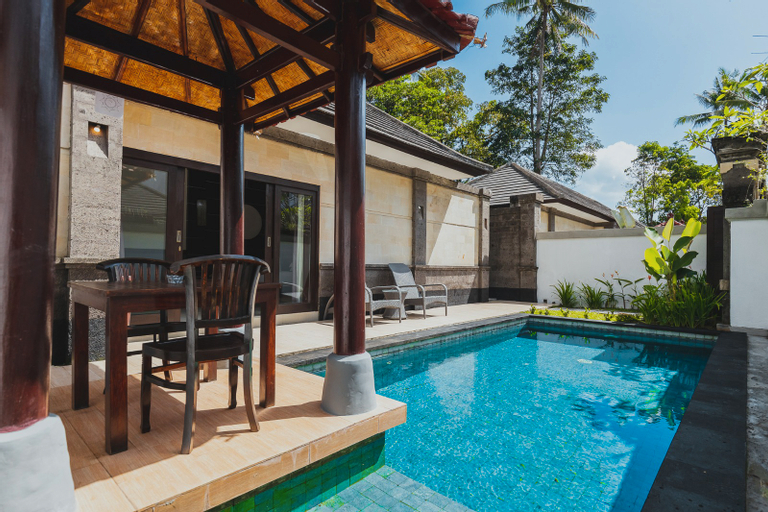 Swimming Pool 2