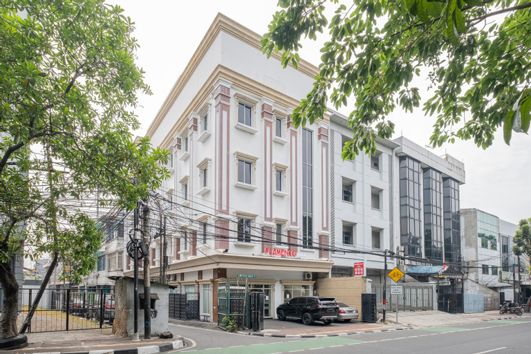 Exterior & Views 2, RedDoorz Plus @ Cideng Barat, Central Jakarta