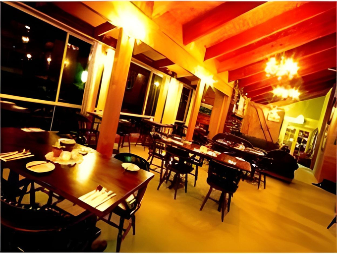 Food & Drinks 3, High Country Motor Inn Bright, Alpine - East