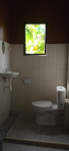 Bathroom 2, Toraja Bungin Family House, Tana Toraja