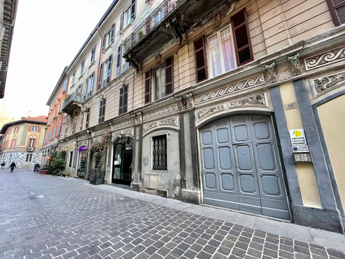 Others 4, Mariarosa Suites, Como