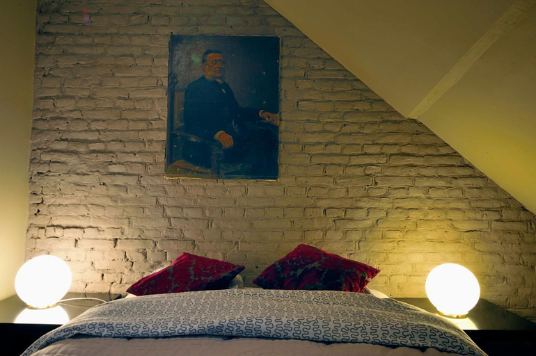 Bedroom 2, studio et appartement La Tete en l'Air, Luxembourg