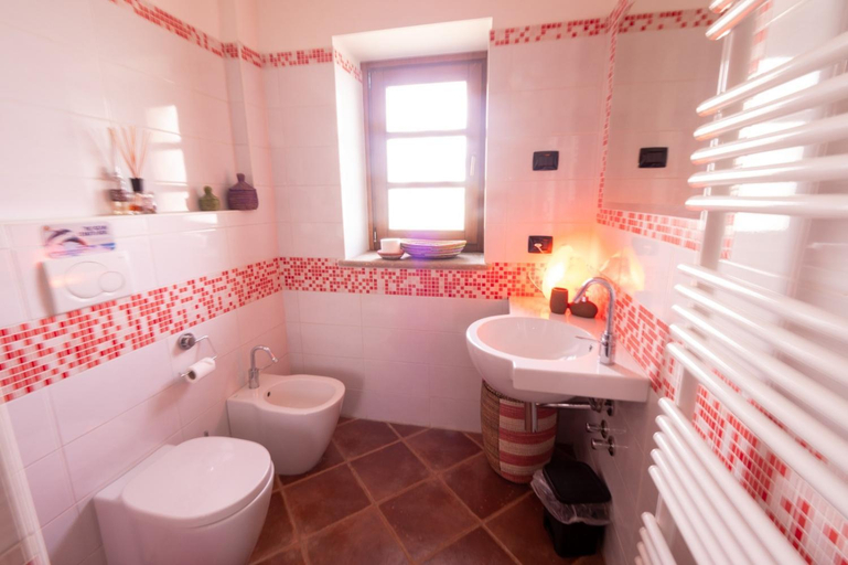 Bedroom 3, B&B Naturin - Cascina Colombaro, Torino