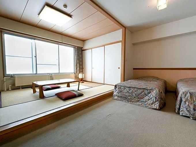 Bedroom 2, Kumanoyu Hotel, Yamanouchi