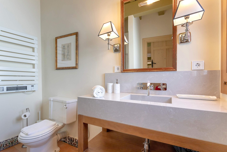 Bathroom 4, Genteel Home Pimienta, Sevilla