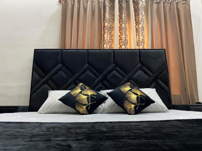 Bedroom 2, The Comfort Lodges Islamabad, Islamabad