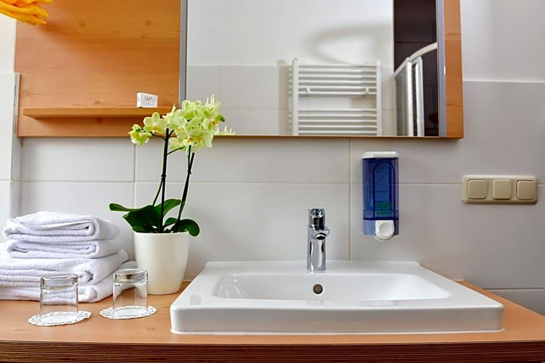 Bathroom 4, Gasthof Almblick, Weiz