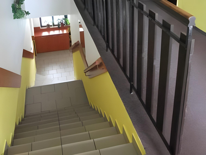 Others 5, Hotel Formule, Děčín
