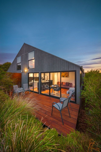 Southern Ocean Villas, Corangamite - South