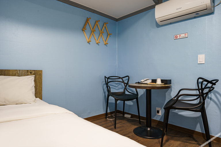 Bedroom 2, Bulgwang Tom Plus, Eun-pyeong