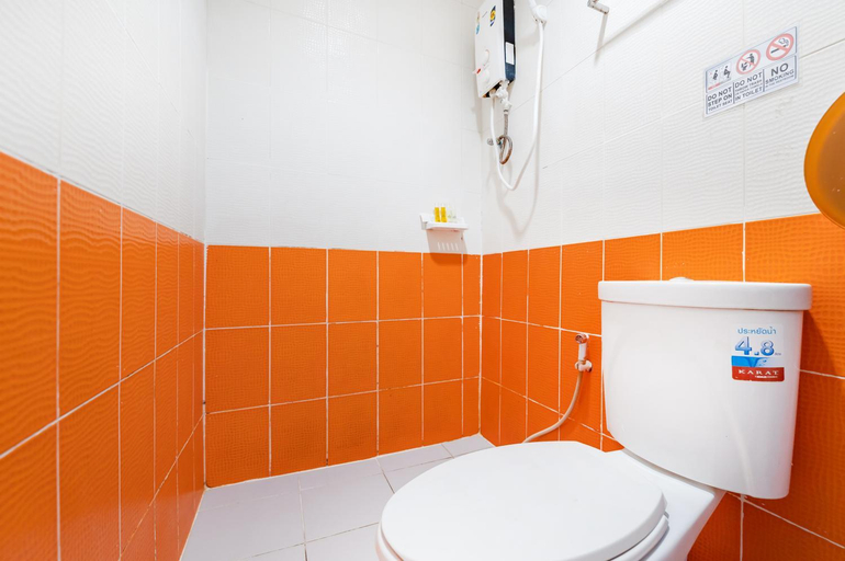 Bathroom 21