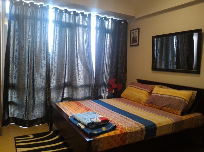 Bedroom 3, Favila Condotel - 150 Newport Boulevard, Pasay City