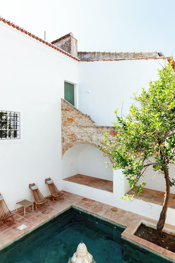 Exterior & Views 2, Amada Moura, Moura