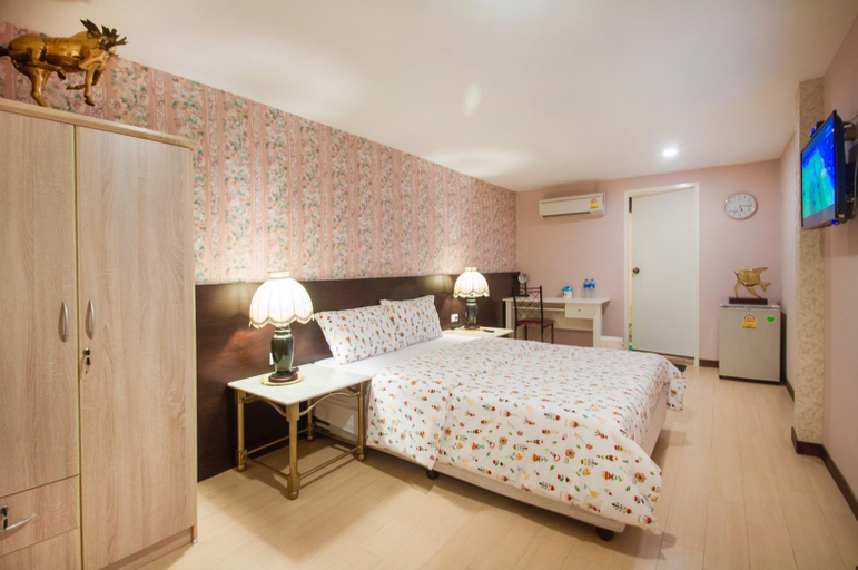 Bedroom 2, BH Business Hotel, Wattana