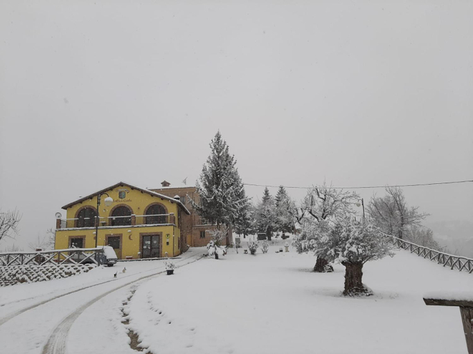 Exterior & Views 1, Agriturismo Antica Corte, Fermo