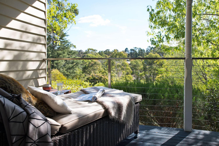 4, Provence Spa Villa 2, Hepburn - East