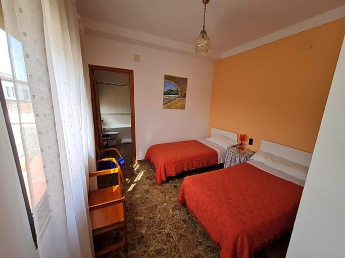 Bedroom 5, Hotel Bon Lloc, Tarragona