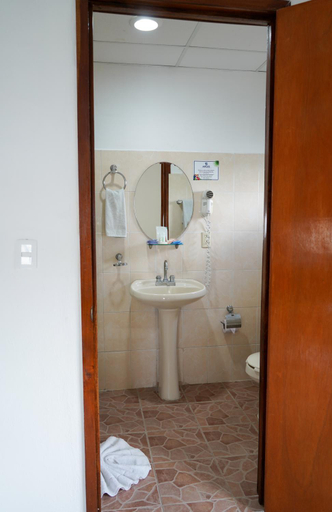 Bathroom, Hotel & Suites Arges - Centro Chetumal, Othón P. Blanco