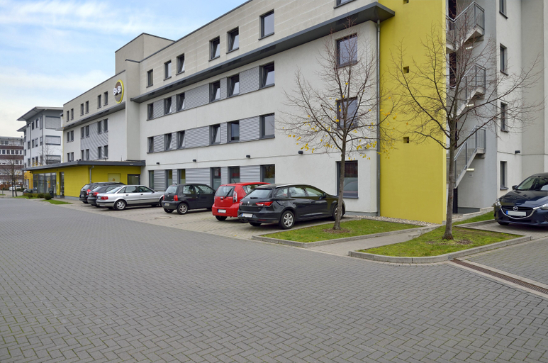 Exterior & Views, B&B HOTEL Essen-City, Essen