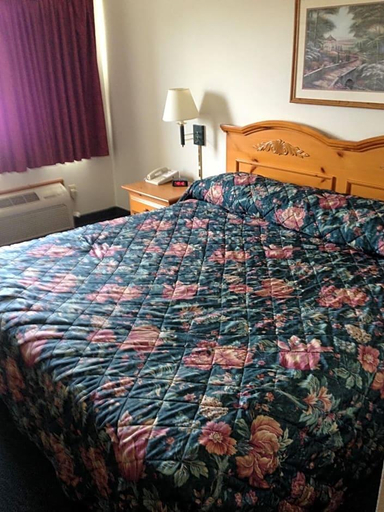 Bedroom 3, Hunter Lodge, Lauderdale