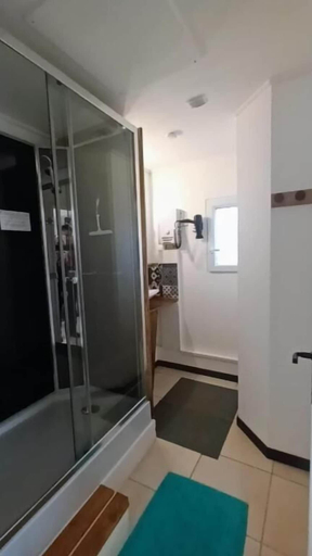 Bedroom 4, Le Clos des Passiflores, Charente-Maritime